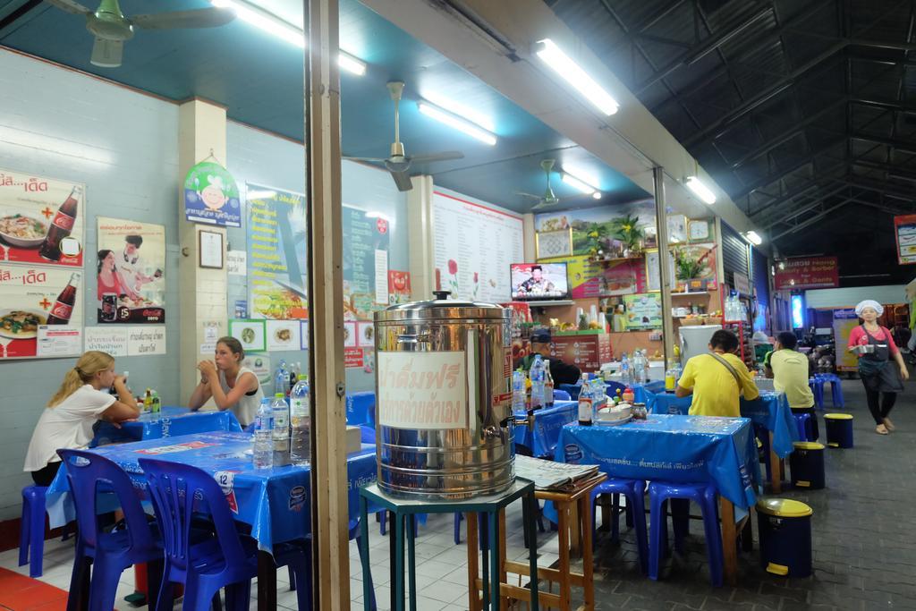 Top Best Hostel Chiangmai Чіангмай Екстер'єр фото