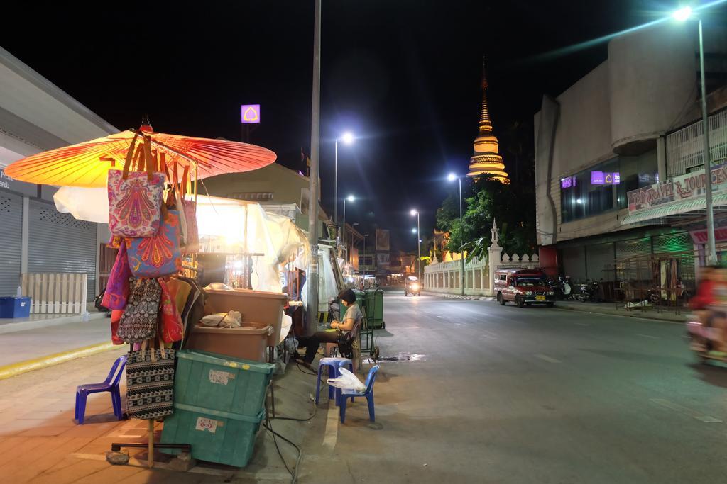 Top Best Hostel Chiangmai Чіангмай Екстер'єр фото