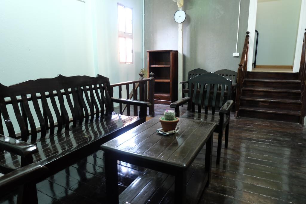 Top Best Hostel Chiangmai Чіангмай Екстер'єр фото